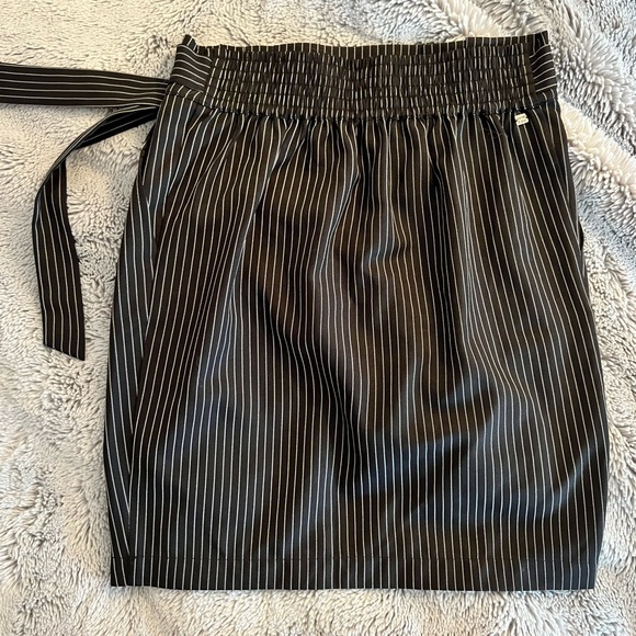 BNWOT Monk & Lou skirt - Picture 2 of 2